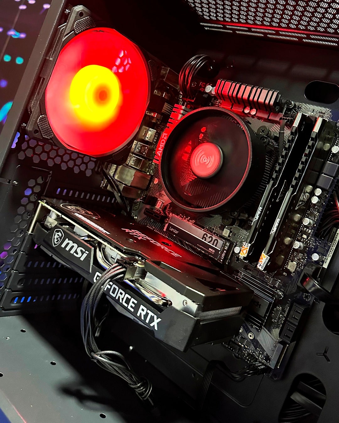 PC COMBO NEXUS/ Ryzen 5 5500-B450M-RAM16GB-SSD512GB-RTX3050 6GB/ Monitor 25"/ Teclado y Mouse RGB