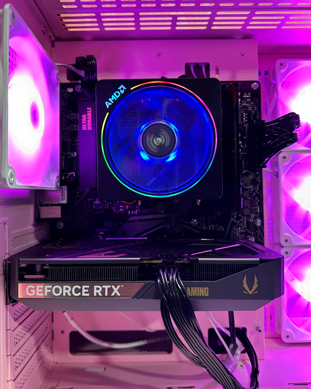TORRE NEVULA RTX/ Ryzen 7 5800XT-B550-RAM32GB-SSD1TB-RTX50608GB/RTX5060TI16GB