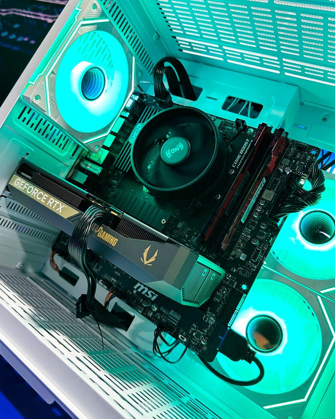 TORRE MINIGUN/ Ryzen 5 5500-B550-RAM32GB-SSD1TB-RTX50608GB