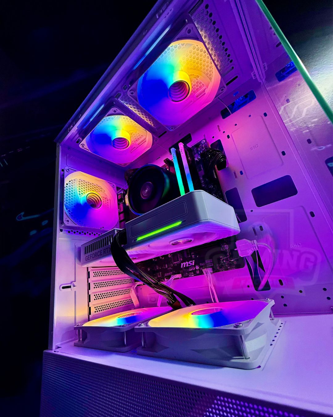 Torre Minigun: Ryzen 5 5500 - Board B550M WIFI - RAM 16GB - M.2 1TB - RTX 5060 8GB - 650W 80+