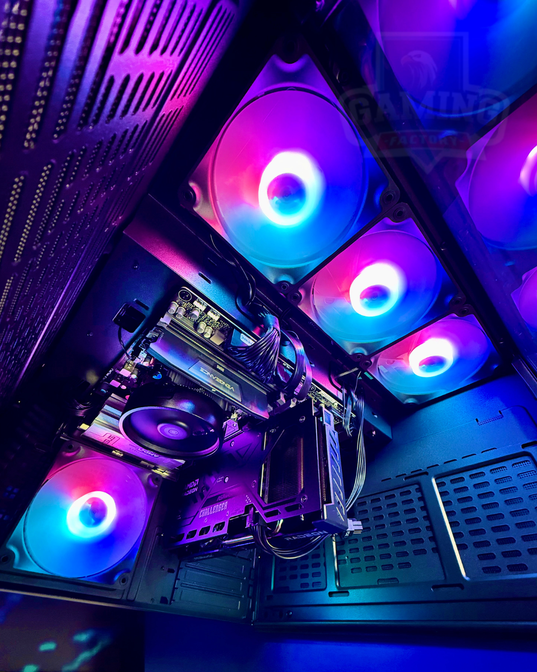 Torre Apex Pro: Ryzen 7 8700F - B650M Wifi - 16GB DDR5 - M.2 512GB - AMD RX 9060XT 16GB