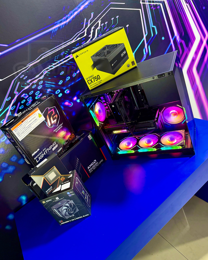 Torre Carbon: Ryzen 5 9600X - Cooler con pantalla - Board B650M WIFI - 16GB DDR5 - M.2 512GB - RX 9070 12GB - 750W Bronze - Chasis Crystal Pulse