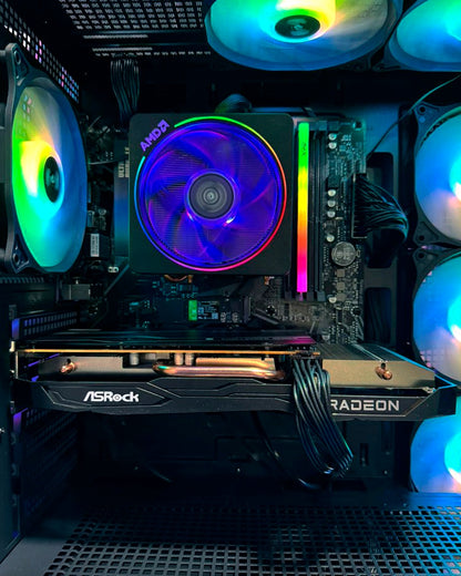 Combo Doom: Ryzen 7 5800XT - Board B550M Wifi - RAM 16GB - M.2 1TB - RTX 5060 8GB / RX 7600 - Monitor 25'' 200Hz - Teclado y mouse