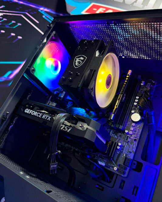 Torre Fire: Ryzen 7 5700X - Cooler MSI - B550M WIFI - 16GB DDR4 - M.2 480GB - Escoge la gráfica