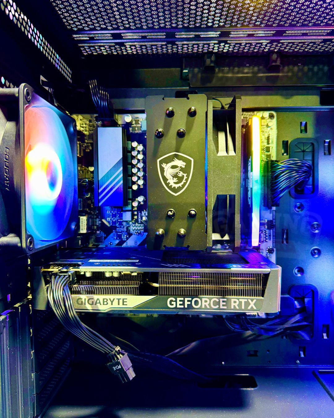 Torre Striker: Ryzen 5 9600X - Board B650M Wifi - DDR5 16GB RGB - M.2 512GB - RTX 5060Ti 16GB - 750W 80+