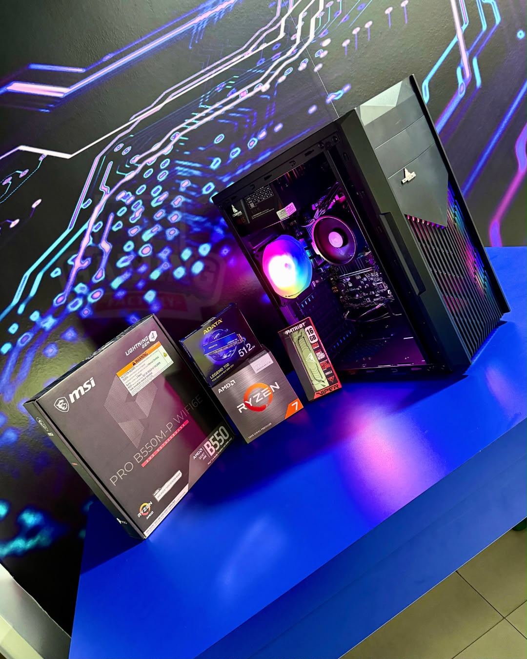 Torre Alfa: Ryzen 7 5700G - Board B550M Wifi - RAM DDR4 16GB - M.2 512GB - Radeon Integrados